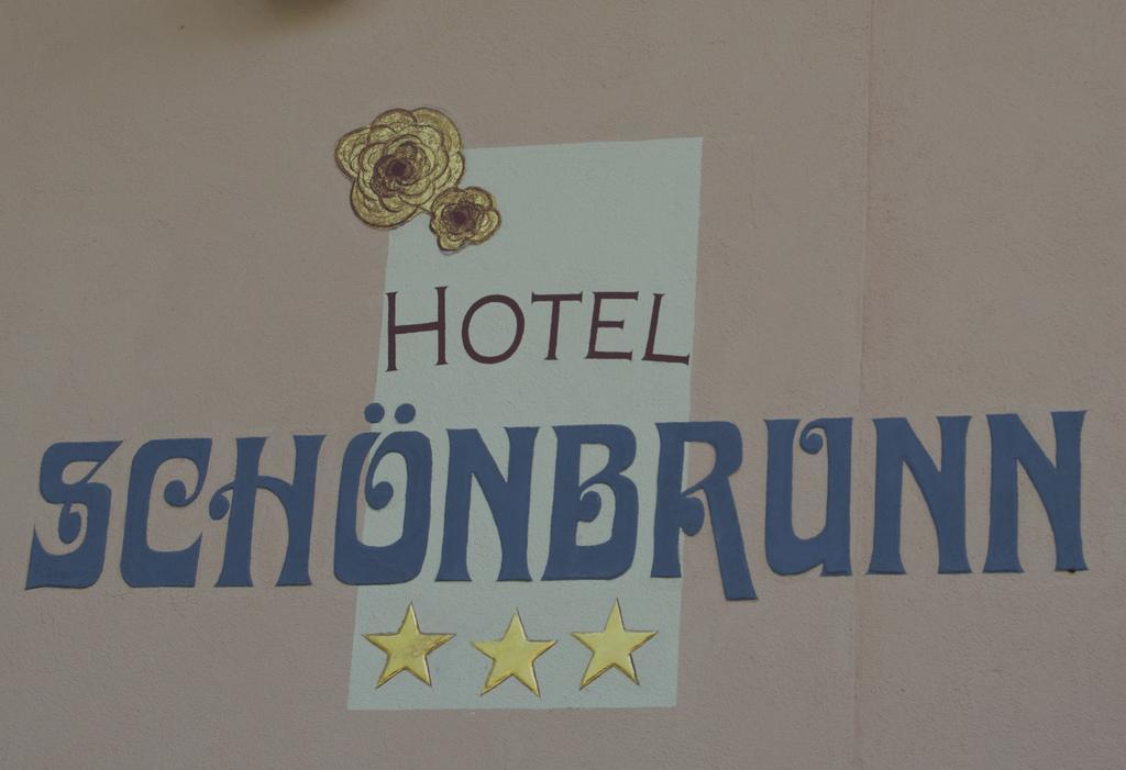 Hotel Schonbrunn Merano Kültér fotó